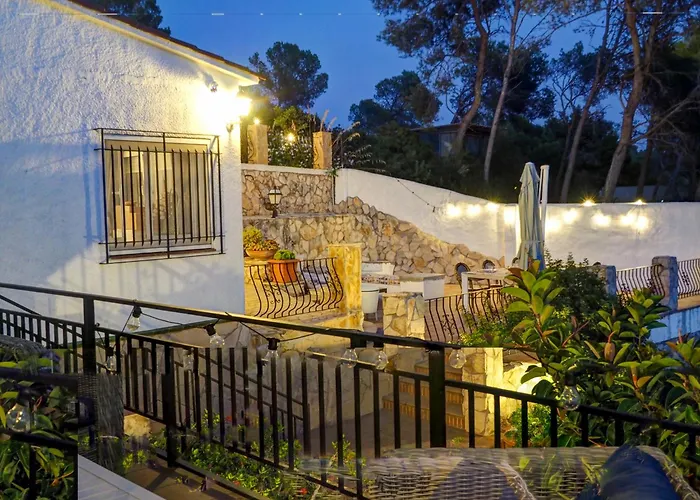 빌라 Mikasi Hills By Hello Homes Sitges