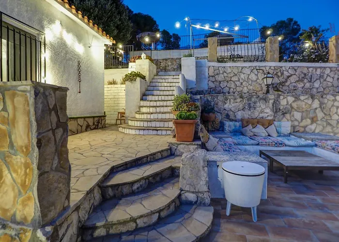 Mikasi Hills By Hello Homes Sitges 빌라